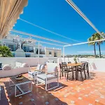 Aloha Pueblo Beautiful With Roof-terrace Next To Aloha Golf Lejlighed
