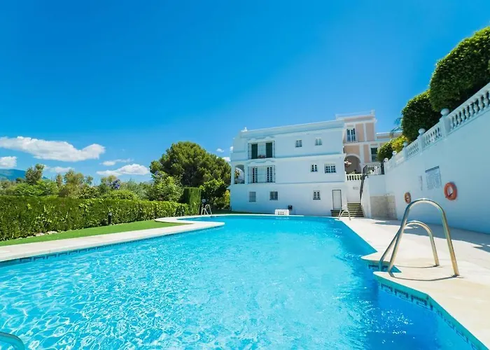 Aloha Pueblo Beautiful With Roof-terrace Next To Aloha Golf * Marbella