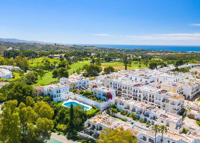 Aloha Pueblo Beautiful With Roof-terrace Next To Aloha Golf Apartman Marbella